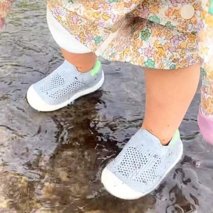 files/imgi_19_chaussures-bebe-happyfoot-aquatique.jpg